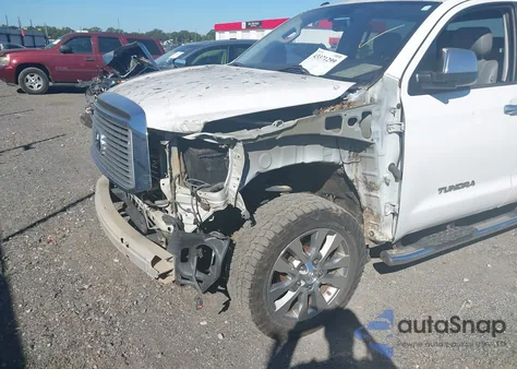 2012 Toyota Tundra Limited 5.7L V8 z USA, uszkodzony, nr VIN 5TFHW5F16CX236274